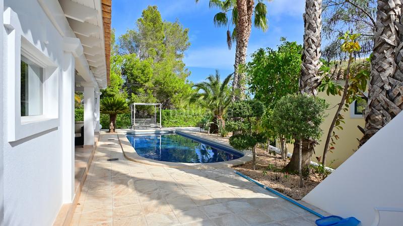 Foto a72e420a-667d-4f8e-ab81-a2e1b8c19a6d. Xalet amb aparcament piscina a Sant Carles Santa Eulària