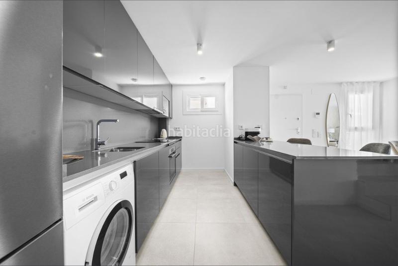 Foto 140672cb-1032-4cf5-a274-8cc7d15317c9. Casa aparellada amb calefacció aparcament piscina a Mijas