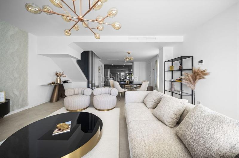 Foto 61e38767-7c52-4d07-8430-32524be788df. Casa aparellada amb calefacció aparcament piscina a Mijas