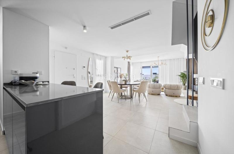 Foto fdf619fd-0739-4e3a-bc45-30b179f560d8. Casa aparellada amb calefacció aparcament piscina a Mijas