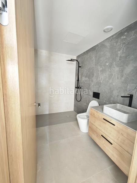 Foto 2e51bded-a6df-4217-be7b-542d9585cc99. Location rez-de-chaussée avec parking piscine dans S´Eixample-Can Misses Ibiza