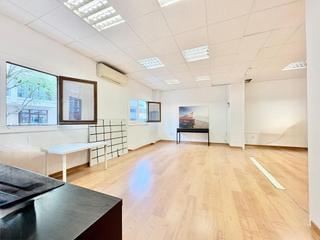 Lloguer Local Comercial a Centro ciudad. 120m2 espacio de oficina para alquilar en central fuengirola  ju