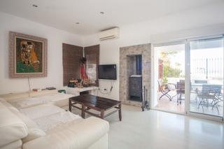 Dúplex a Santa Eulària des Riu. Dúplex contemporáneo