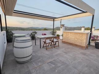 Doppelhaus in Roca Llisa. Exclusiva casa adosada de 3 dormitorios en roca llisa, santa eul