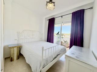 Appartement à Riviera del Sol. Amplia apartamento de 3 dormitorios con vistas al mar y 50m2 ter