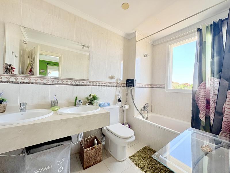 Foto bdfcefde-20a3-441d-97cb-4ca49710a3e0. Appartement mit parking pool in Riviera del Sol Mijas