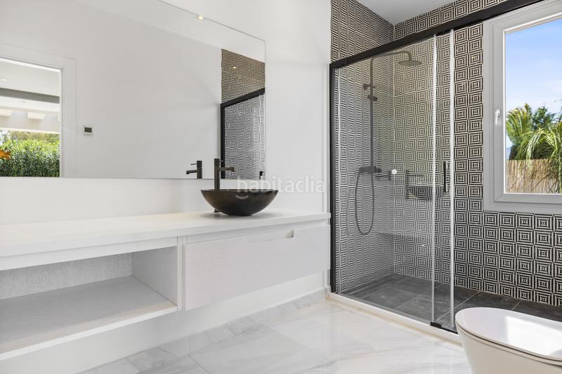 Foto 2f34a0f7-9499-4b3c-8699-e66873eade8b. Casa con parcheggio piscina in San Pedro de Alcántara Pueblo Marbella