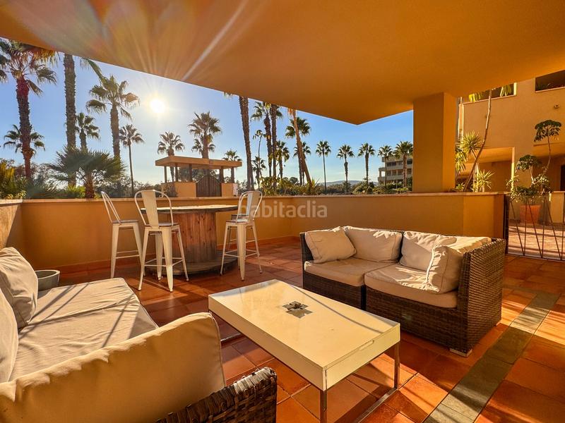 Foto 1386e35a-f5e3-484c-ad30-544173c6d09f. Piano terra con parcheggio piscina in puerto de Sotogrande-la marina Sotogrande