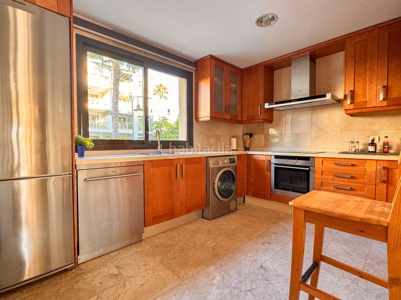 Foto 81dd218f-5549-4d41-8624-264a96e699f1. Piano terra con parcheggio piscina in puerto de Sotogrande-la marina Sotogrande