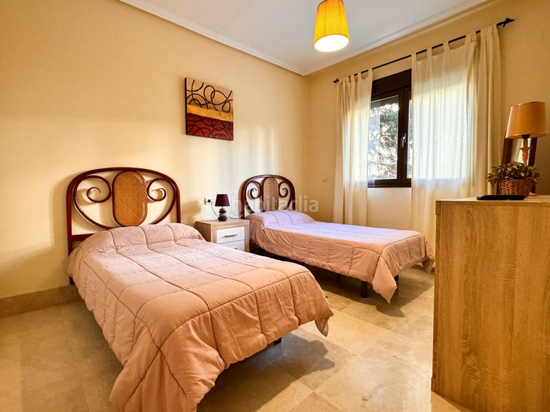 Foto bd0df972-978e-4abe-95da-abcca0c5a720. Piano terra con parcheggio piscina in puerto de Sotogrande-la marina Sotogrande