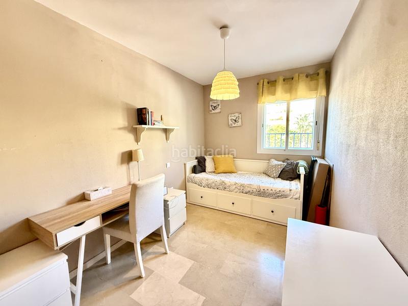 Foto c9bc8eaa-d5e6-4c0a-beb2-ab5b5df60f5f. Location duplex avec parking piscine dans Zona Centro Comercial Torrequebrada Benalmádena