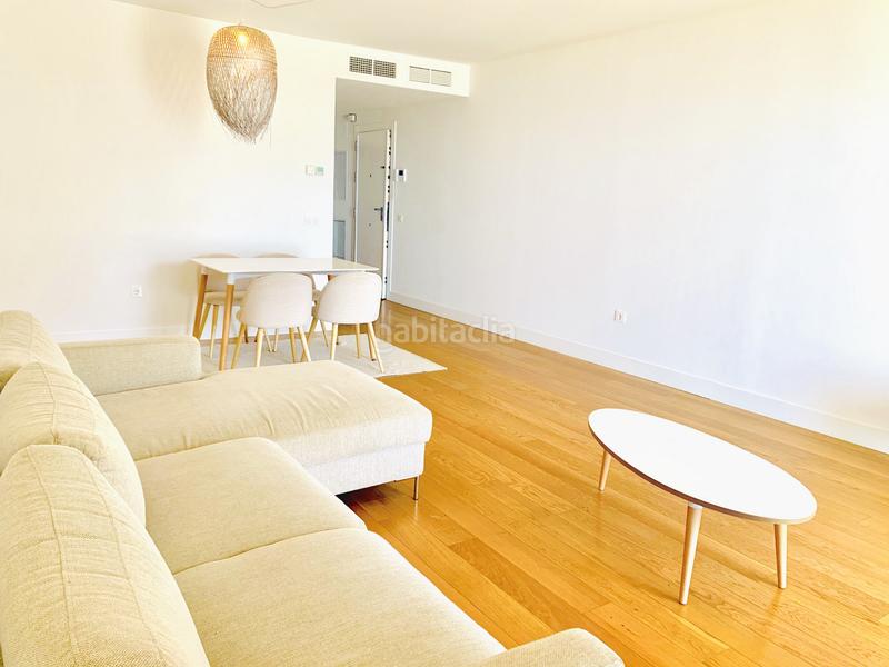 Foto 759a996f-abc7-41e9-bf16-2083a2092e04. Location appartement avec parking piscine dans El Faro de Calaburra - Chaparral Mijas