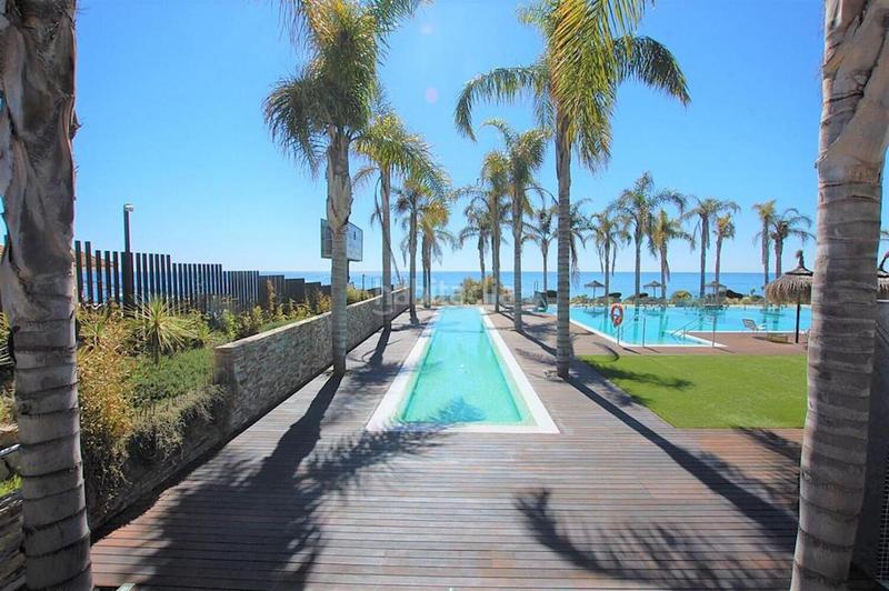 Foto 8967621e-65d6-43f4-8ac9-b0bda872d257. Location appartement avec parking piscine dans El Faro de Calaburra - Chaparral Mijas