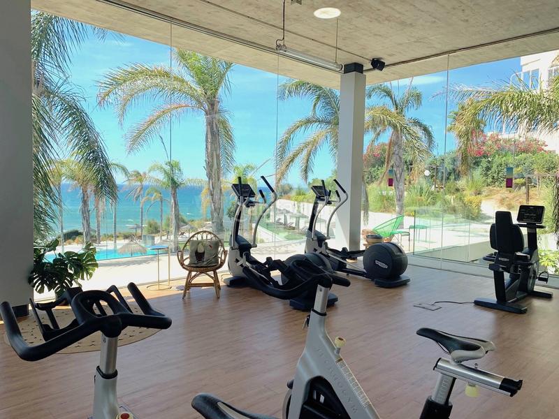 Foto 9c012c4d-e12e-4b64-9f3b-5ad4101373b0. Miete appartement mit parking pool in El Faro de Calaburra - Chaparral Mijas