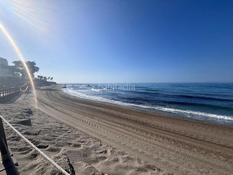 Foto 9d0e2b80-e217-47f9-865b-748bc74c6b3a. Casa amb aparcament piscina a El Faro de Calaburra - Chaparral Mijas