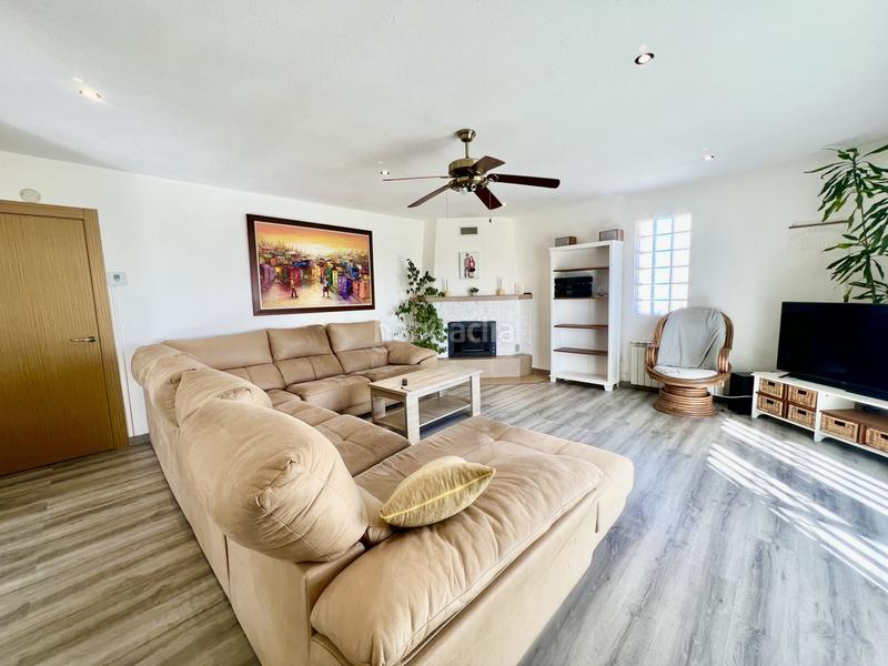 Foto 5acbed4c-e9d9-4ffa-8d60-a8b5e80944b3. Chalet mit heizung parking pool in Felix