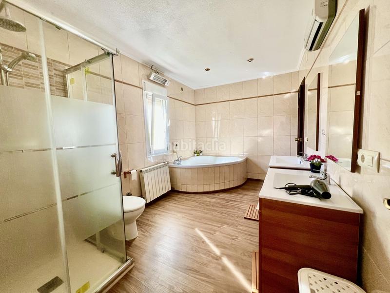 Foto 63b3a27d-0afa-4a41-a39e-2a46300a5073. Chalet mit heizung parking pool in Felix