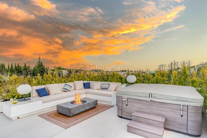 Foto 00971151-c796-4f0c-bf30-fae92421f33e. House with parking pool in Puente Romano Marbella