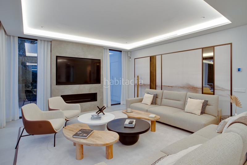 Foto 30ece6ec-e4fa-4962-acb8-2cdf8d30e4f9. House with parking pool in Puente Romano Marbella