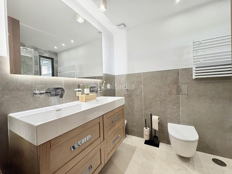 Foto 9ab28fbe-7dd2-47e7-b149-27aeb029330b. Maison jumelée avec parking piscine dans bahía de Marbella Marbella