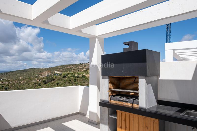Foto 4f41d97a-5d08-41ff-8a9d-c71c79e8c23d. Casa adosada adosado de lujo con vistas panorámicas cerca de sotogrande. en Manilva