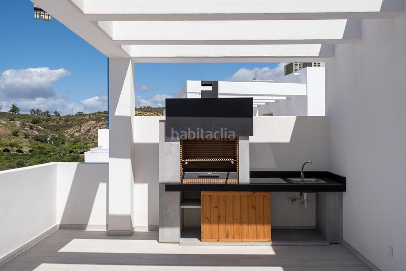 Foto 61bce97d-4ce8-4b40-9e0b-d51c22e63699. Casa adosada adosado de lujo con vistas panorámicas cerca de sotogrande. en Manilva
