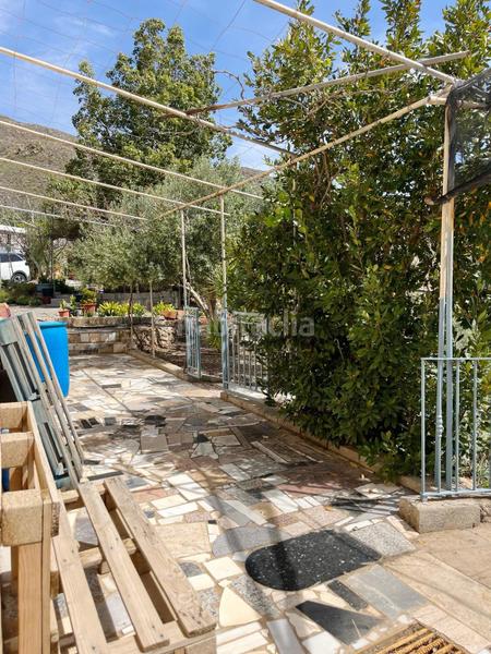 Foto a2ab0736-529a-4508-8e61-93fe7424b676. Terreno residencial vicar parcela de 2.073 m2 casa de 122 m2 en Vícar