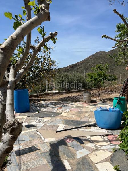 Foto cc15bb61-5893-418f-b26a-b52104ecbcea. Terreno residencial vicar parcela de 2.073 m2 casa de 122 m2 en Vícar