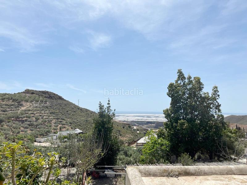 Foto e6ee38ed-4a43-4505-8c80-a311b8d9cb6e. Terreno residencial vicar parcela de 2.073 m2 casa de 122 m2 en Vícar
