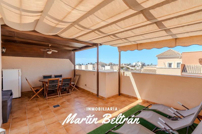 Foto 2494377d-37a5-4baa-bd14-ce7856d090ec. Casa adosada aguadulce adosado 281 m2 const. con estilo y confort a un paso del mar en Roquetas de Mar