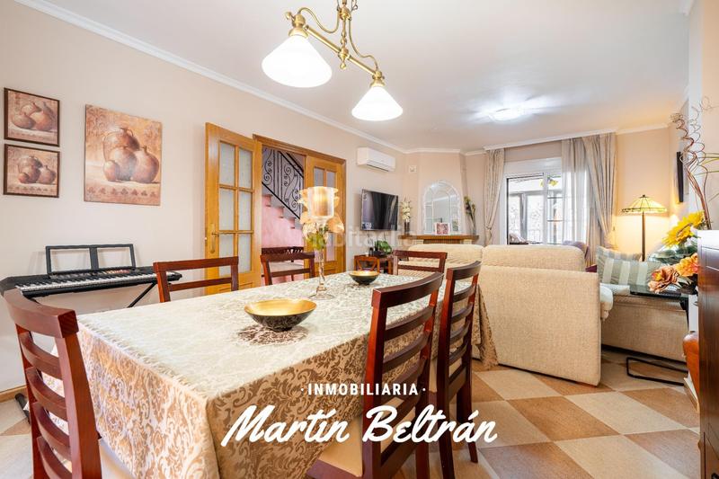 Foto 52a7430e-bcc6-4950-9b77-0fbb6f3c728d. Casa adosada aguadulce adosado 281 m2 const. con estilo y confort a un paso del mar en Roquetas de Mar