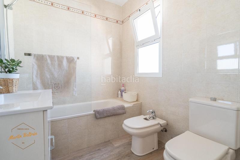 Foto e40813a0-9e4d-4d78-bc49-7e8142137f11. Casa adosada ! urb. los pinos adosado con jardín propio de 108,41 m2 en Huércal de Almería