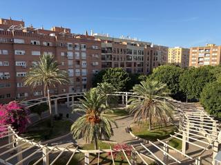 Appartement à Nueva Andalucía. Avenida del mediterráneo  residencial jardines del generalife  p