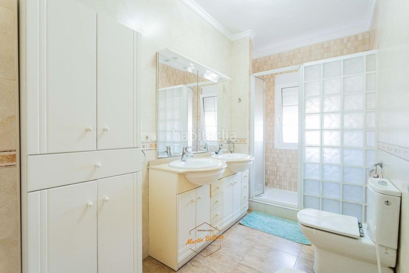 Foto d93cb19d-066e-4a1f-af0f-5c7521d2a4b4. Casa a Las Cabañuelas Vícar