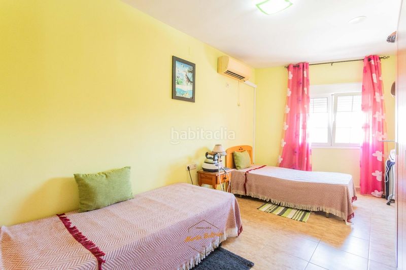 Foto f2e3ad1c-c8ff-434b-abf8-d953ea724628. Casa a Las Cabañuelas Vícar