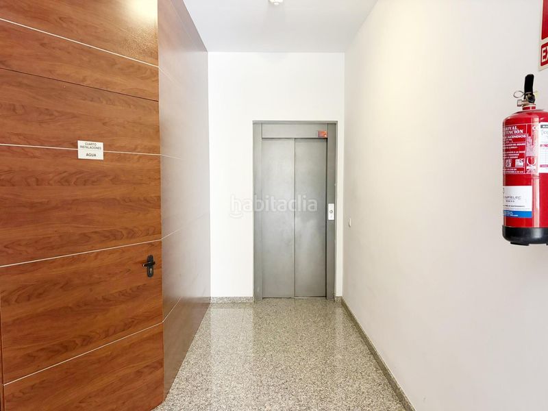 Foto 908b65c9-a54d-4a88-ba4a-7d803449e9ea. Pis amb aparcament piscina a San Luis Almería