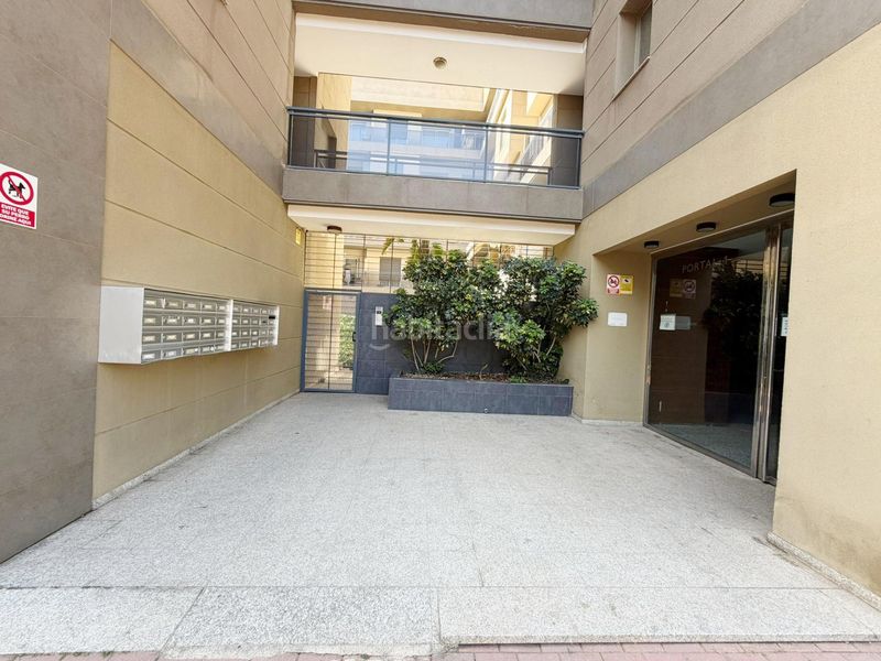 Foto d72d71ee-788f-48e3-b0a1-2cc1a5b2ded0. Pis amb aparcament piscina a San Luis Almería