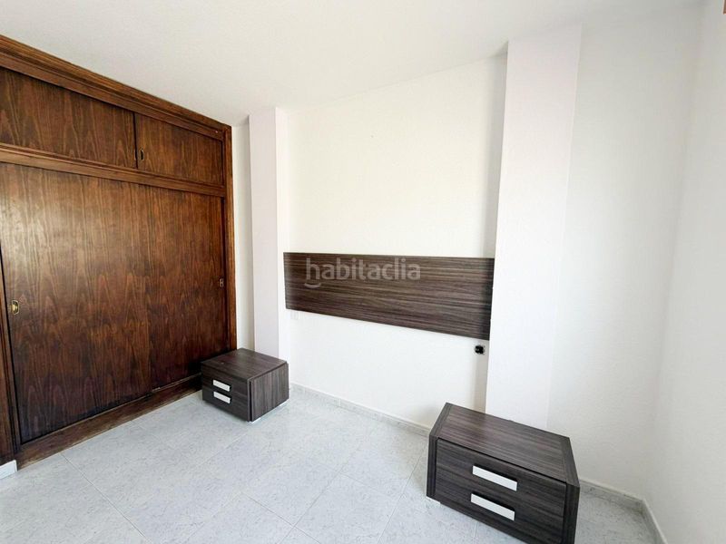 Foto b9bb3c2c-d54d-4143-ae0c-6feba1efebe5. Dúplex amb aparcament piscina a Retamar Almería