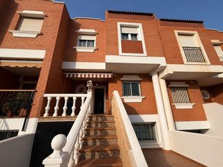 Casa adossada a Huércal de Almería. Huércal de almería  mirador del mediterráneo tríplex 197m2 const