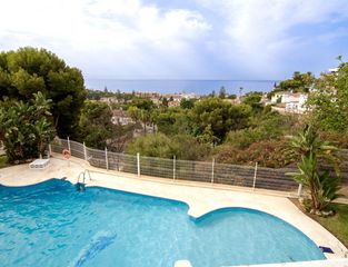 Maison jumelée à Cerrado de Calderón - Hacienda Paredes. Pedregalejo  málaga vivienda de 190 m2 pedregalejo amplitud, pri