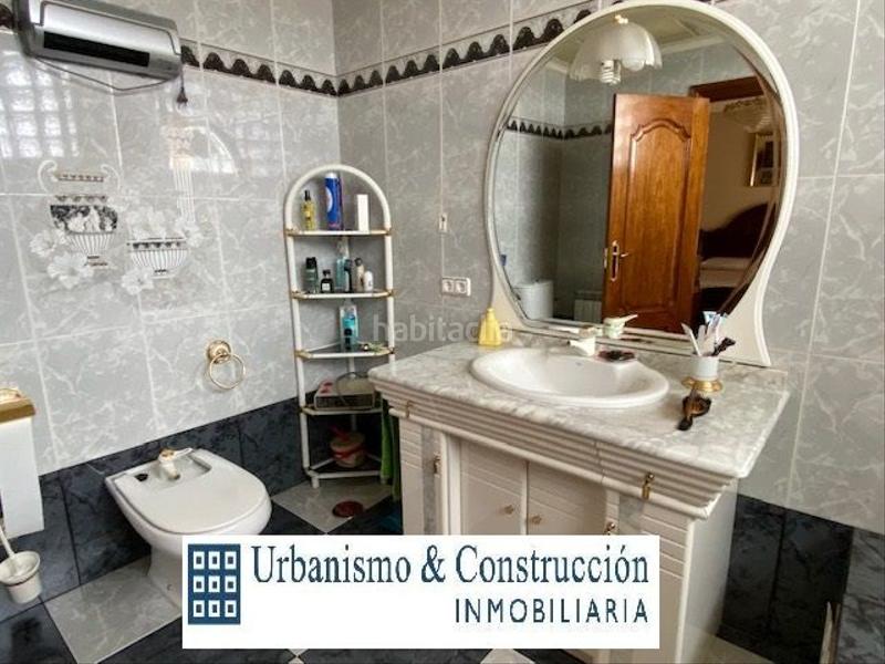 Foto 34b44230-ac9a-4ae5-8b5d-c2782b2b3e8e. Chalet con riscaldamento parcheggio piscina in Ciudad Jardín Ciudad Real