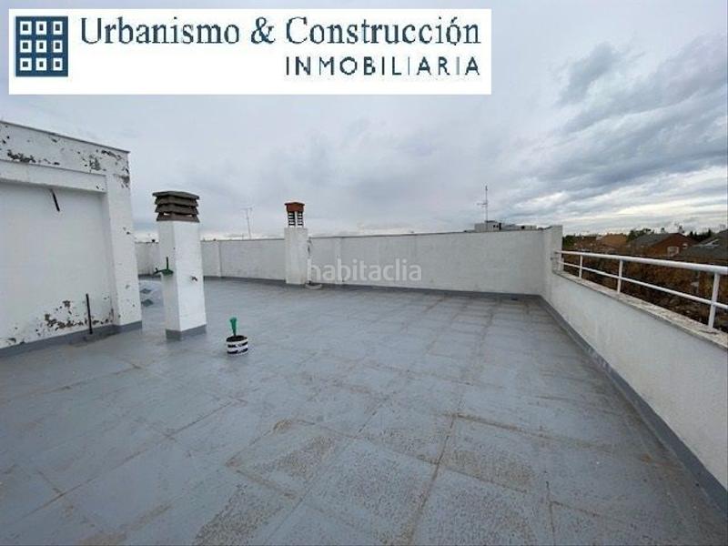 Foto a3512f8e-7f99-426b-9d49-8468991e3874. Chalet con riscaldamento parcheggio piscina in Ciudad Jardín Ciudad Real