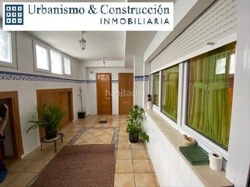 Foto b266068d-53af-47ba-8165-2fdbac486397. Chalet con riscaldamento parcheggio piscina in Ciudad Jardín Ciudad Real