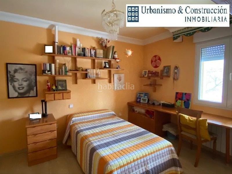 Foto cf5c32d9-d398-4e48-ad18-c7d1ab4bfbd1. Chalet con riscaldamento parcheggio piscina in Ciudad Jardín Ciudad Real