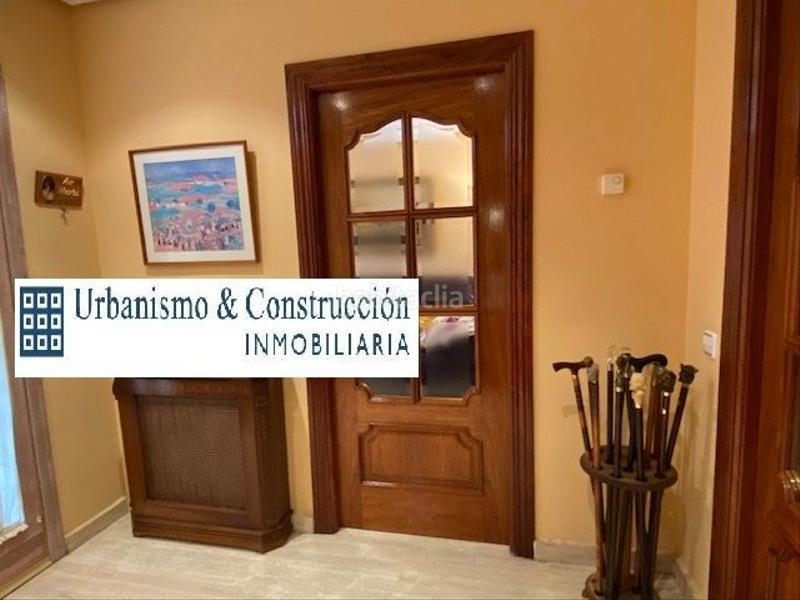 Foto d2646c49-c254-47d1-ba47-be5839f1f246. Chalet con riscaldamento parcheggio piscina in Ciudad Jardín Ciudad Real