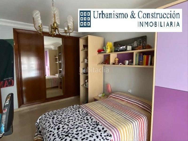 Foto f317c9dd-4553-4ba2-8a3d-6a79860f8856. Chalet con riscaldamento parcheggio piscina in Ciudad Jardín Ciudad Real