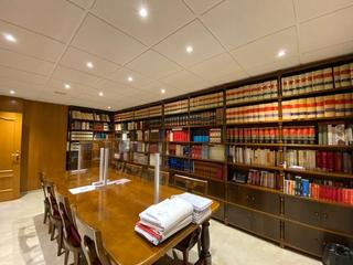 Office space in Plaza mayor 17