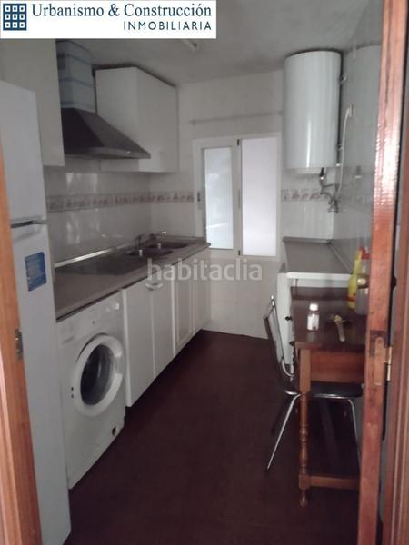 Foto b594e1d6-1065-4529-83f0-a5106883f406. Piso  y local en Malagón