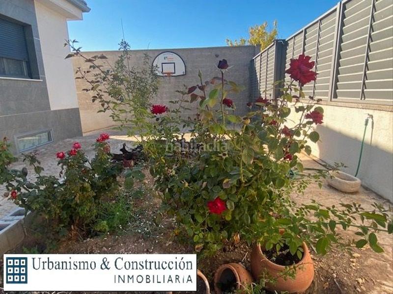 Foto 4522f5fd-574b-492c-9f5d-e5a2e2b14961. Chalet en Ciudad Jardín Ciudad Real
