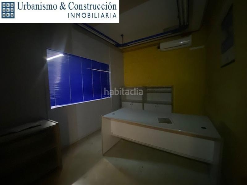 Foto ec5d04b6-0dd7-46dd-8820-cdb787893a92. Lloguer local comercial a plaza de la constitucion 19 a Ciudad Real